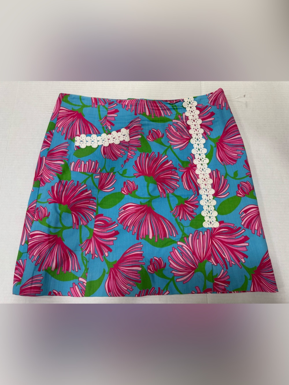 Lilly Pulitzer Blue Skirt with Pink Floral Print Sz 14